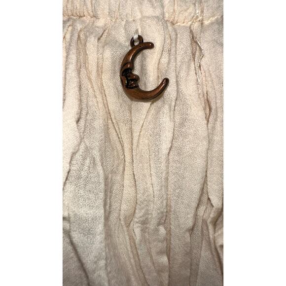 Jaded Gypsy Women Off-Shoulder Ruffle Crinkle Romper - Picture 5 of 6